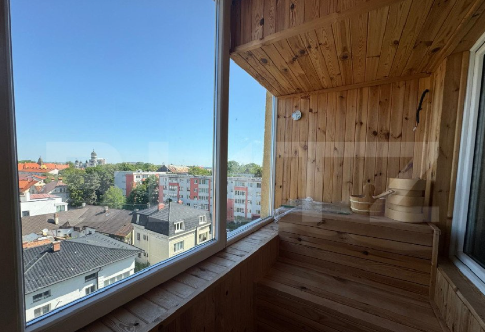 Penthouse ,4 camere , 177 mp , zona centrala ,Radauti