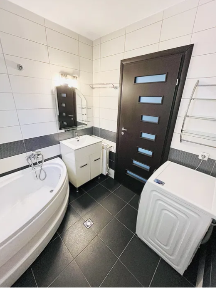 Apartament 3 camere 74 MP - Utilat & Mobilat - loc Parcare - Turnisor