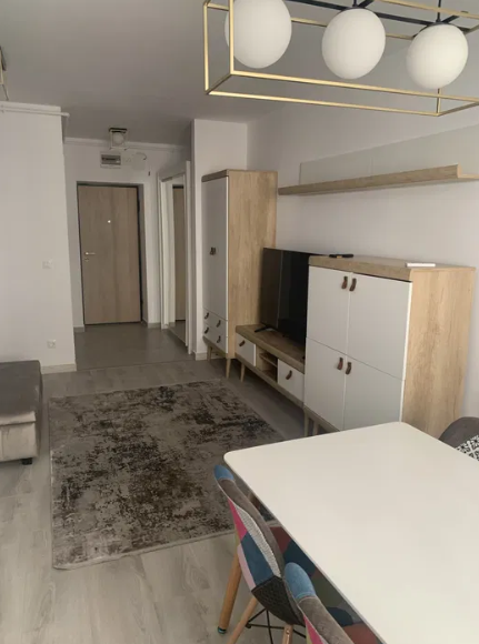 arsoniera spatioasa/ Studio Hils Pallady| metrou la scara| totul nou