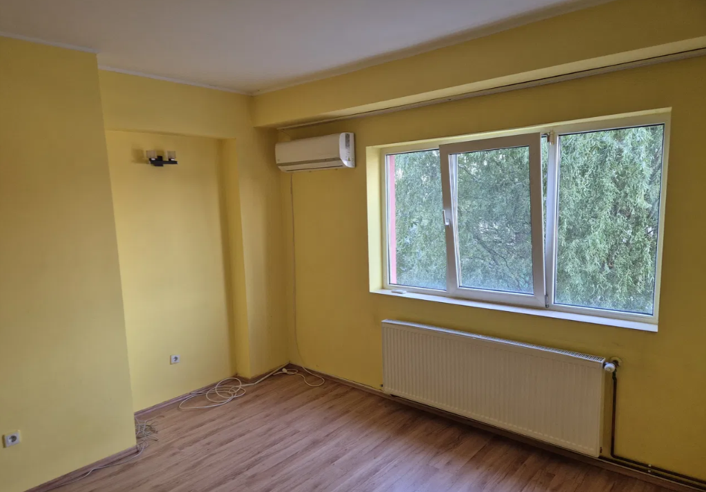 Apart. 3 cam. Zona Alfa - Bloc Nou cu lift , Et.1 Pret redus