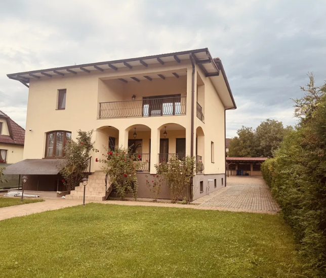 Casa de vanzare Bistrita - la cheie, echipare premium