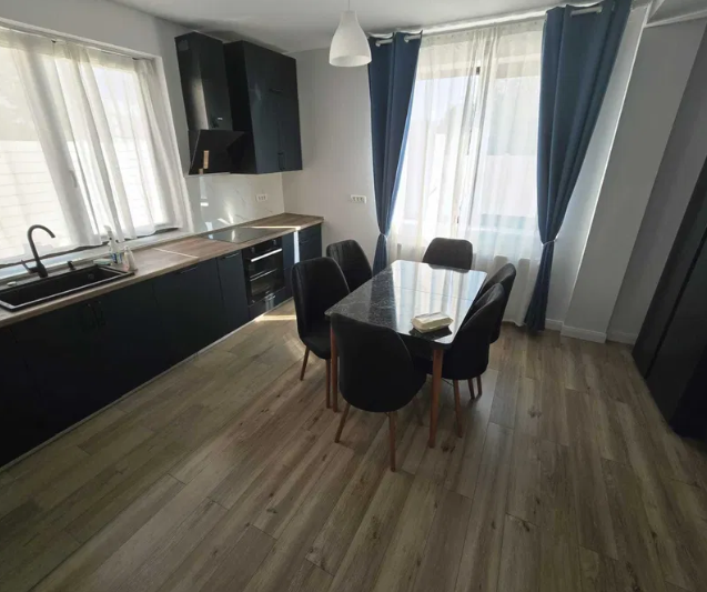 Casa 5 Cam, Smart, Pompa Caldura, Panouri Fotovoltaice 10kw
