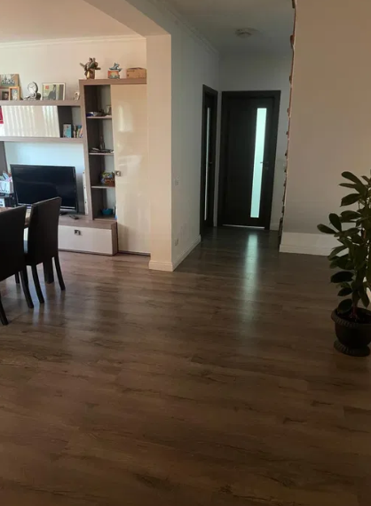 Se vinde casa din duplex in Botosani