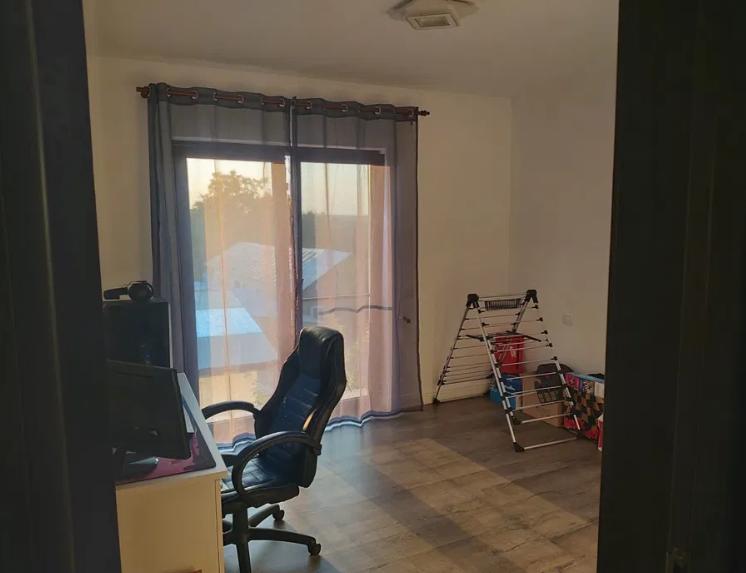 Se vinde casa din duplex in Botosani