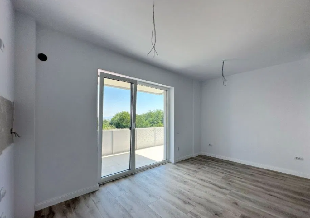 Apartament cu 3 camere cu terasa bloc nou finalizat cu CF Cluj