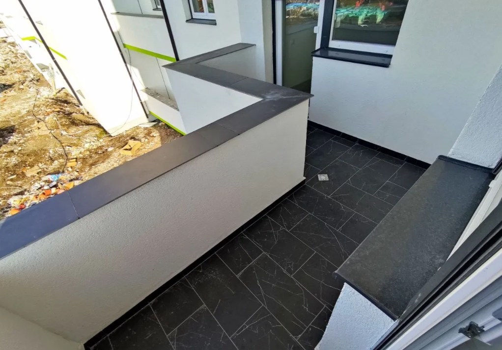 Bloc lift, 2 cam, LA CHEIE ,incalz pard, etaj 1 si 2, geam baie